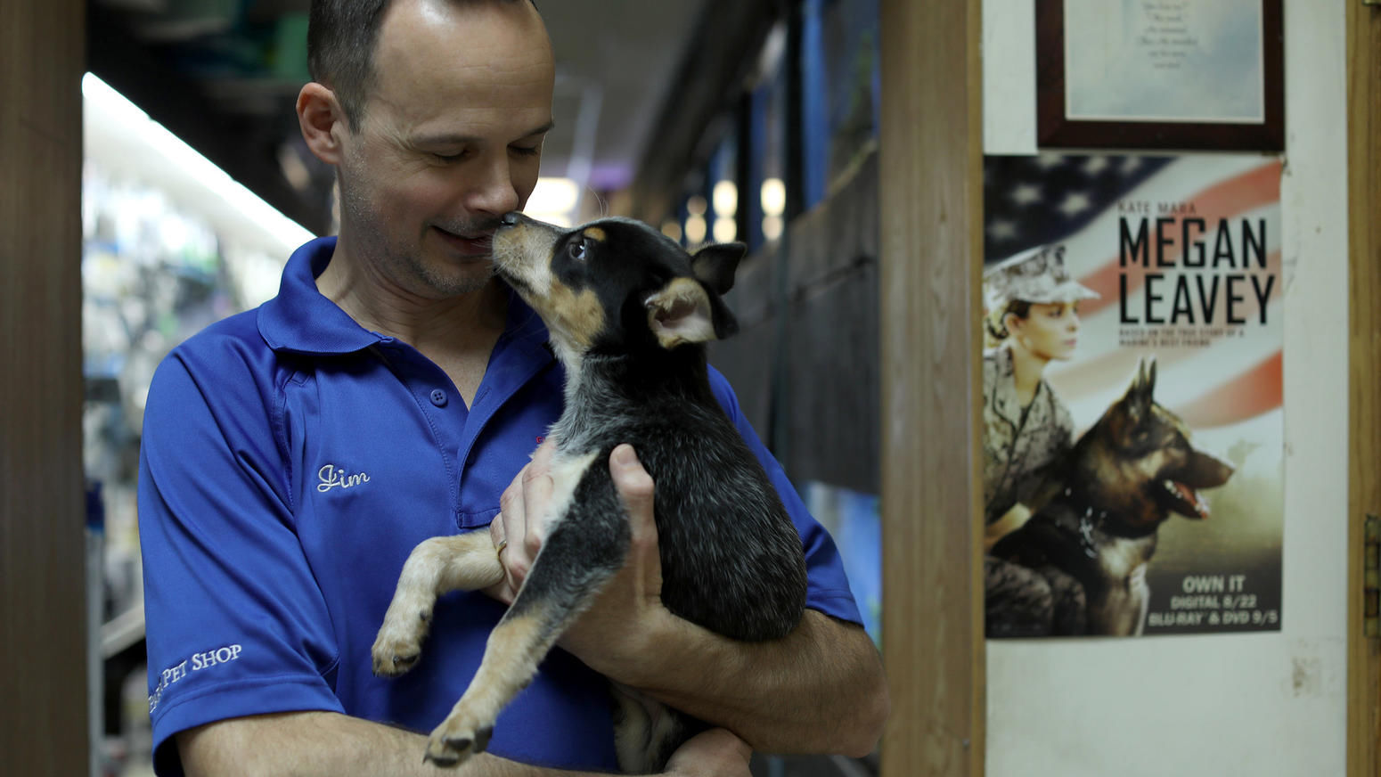 Park Pet Shop owner
